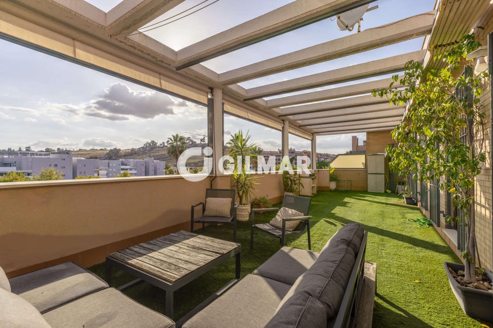 2 camera da letto Attico in vendita in Camas con piscina garage - 299.000 € (Rif: 10140200)