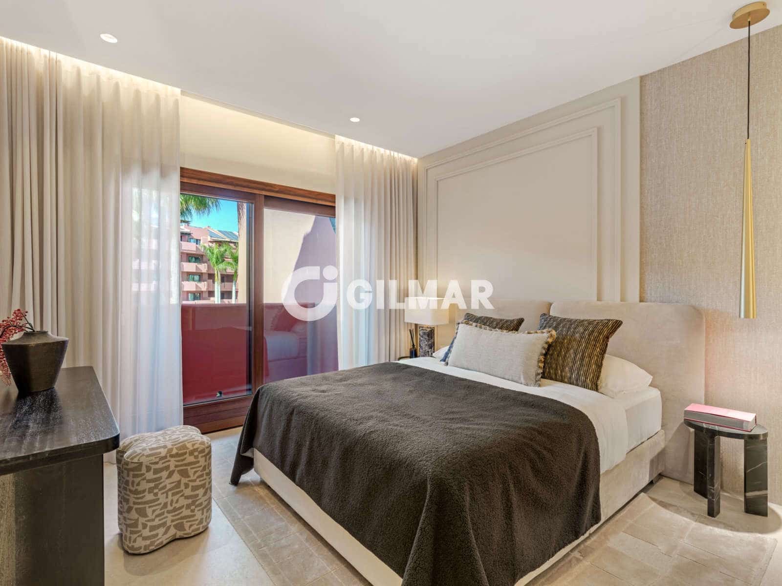 3 camera da letto Attico in vendita in New Golden Mile con piscina garage - 4.995.000 € (Rif: 10141803)