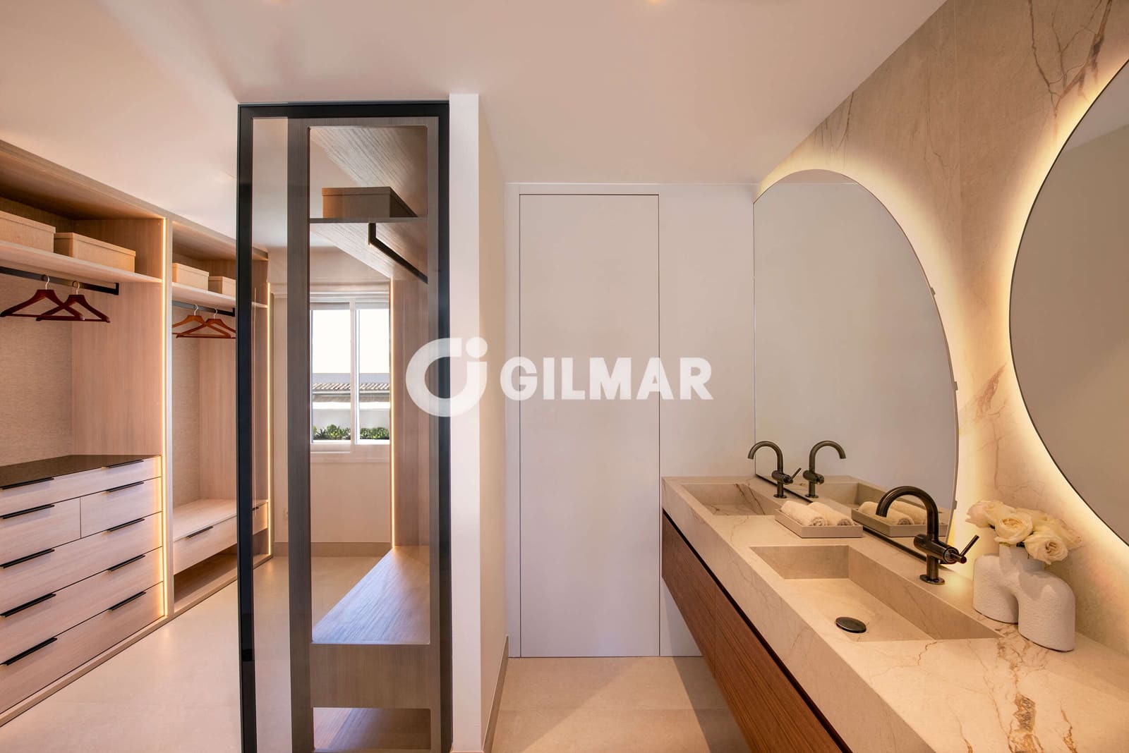 3 bedroom Penthouse for sale in Estepona with pool garage - € 2,495,000 (Ref: 10141804)