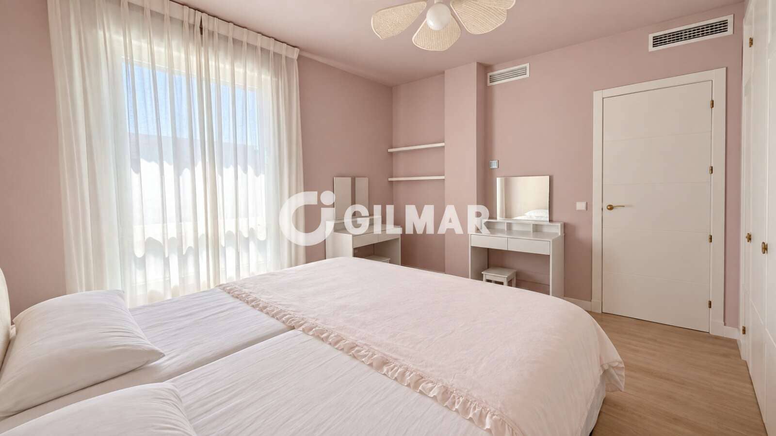 4 chambre Villa/Maison Semi-Mitoyenne à vendre à Jerez de la Frontera - 750 000 € (Ref: 10141808)