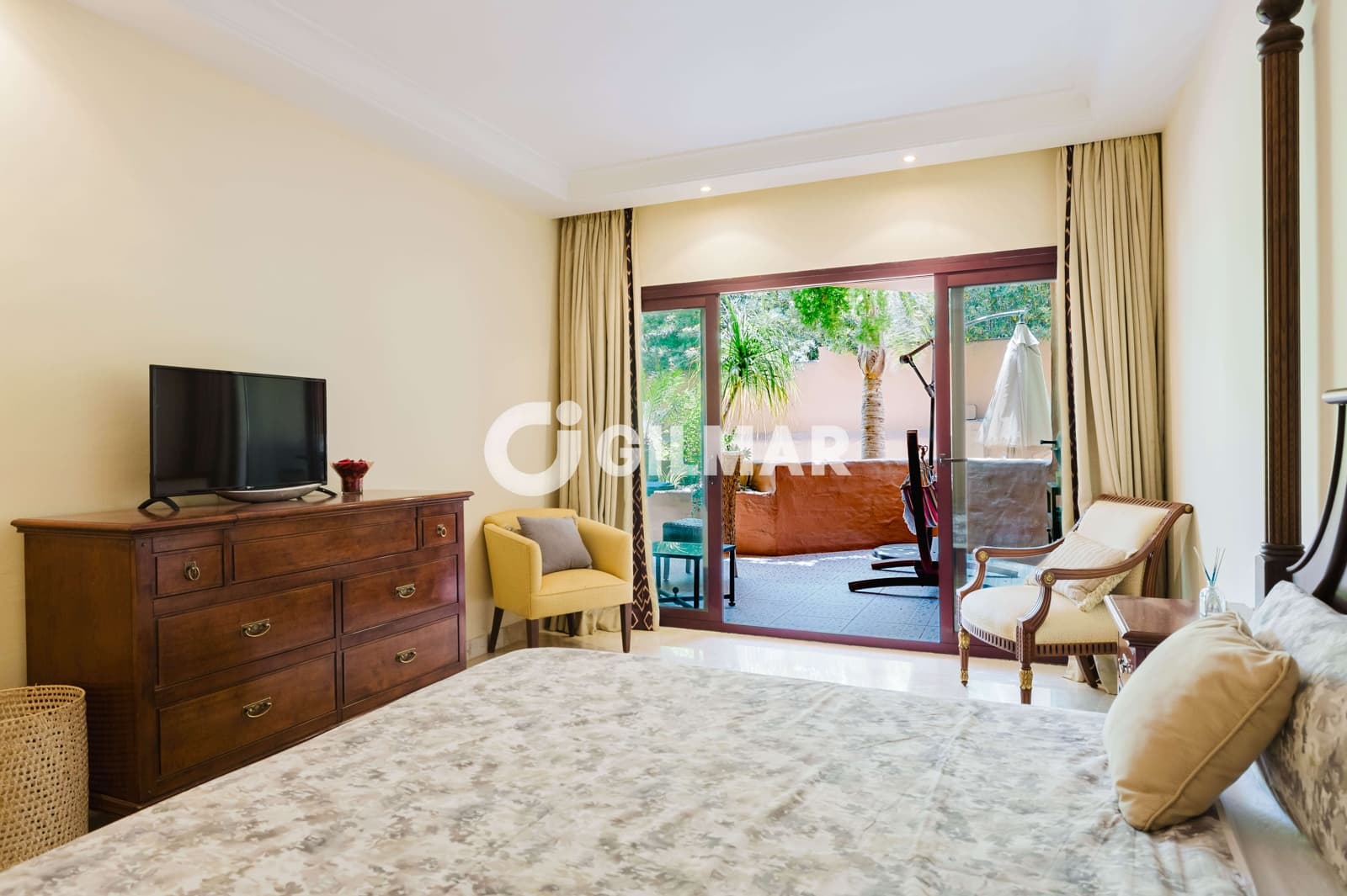 2 quarto Apartamento para venda em New Golden Mile com piscina - 995 000 € (Ref: 10141809)