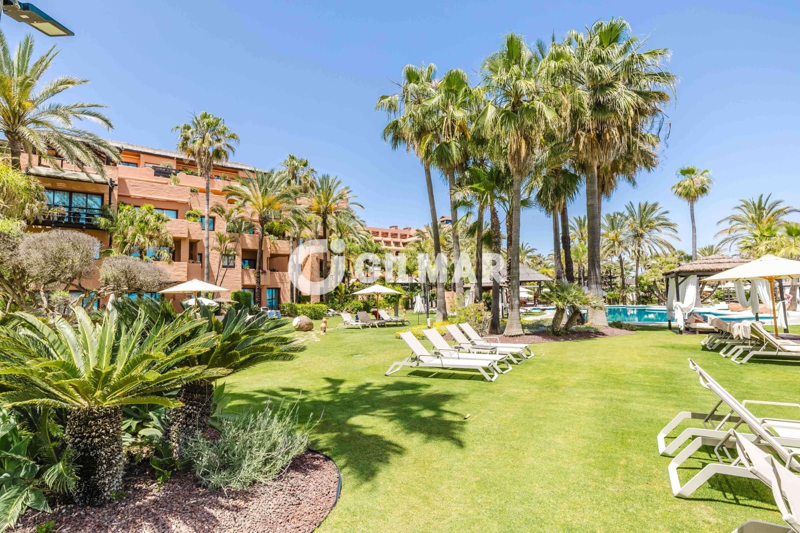 2 quarto Apartamento para venda em New Golden Mile com piscina - 995 000 € (Ref: 10141809)