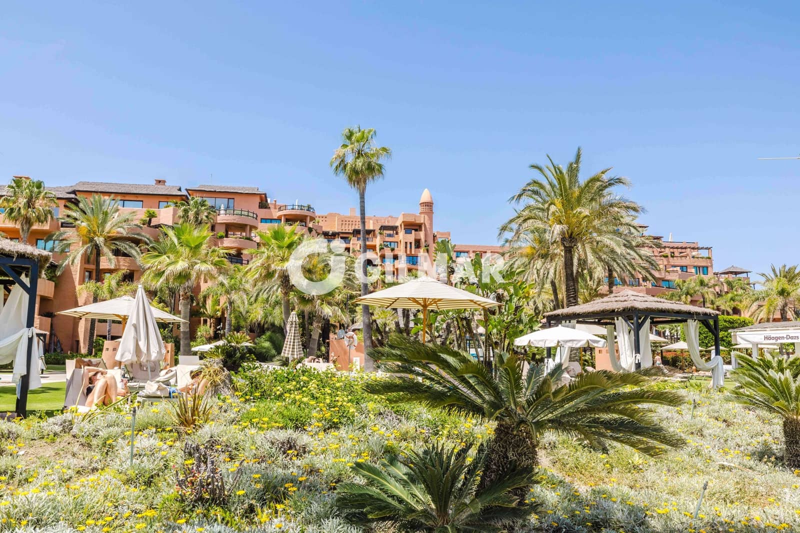 2 quarto Apartamento para venda em New Golden Mile com piscina - 995 000 € (Ref: 10141809)
