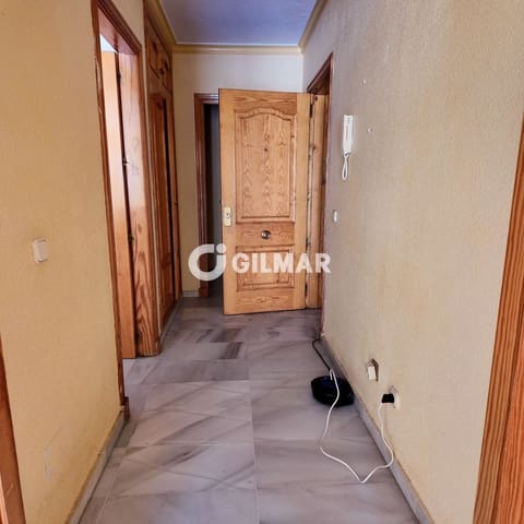 3 bedroom Flat for sale in Bel-Air, Estepona with pool - € 270,000 (Ref: 10141810)