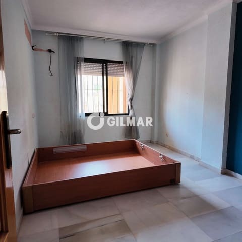 3 bedroom Flat for sale in Bel-Air, Estepona with pool - € 270,000 (Ref: 10141810)