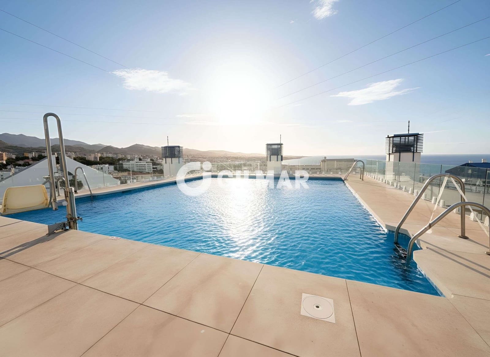 3 bedroom Flat for sale in Marbella with pool garage - € 750,000 (Ref: 10145084)