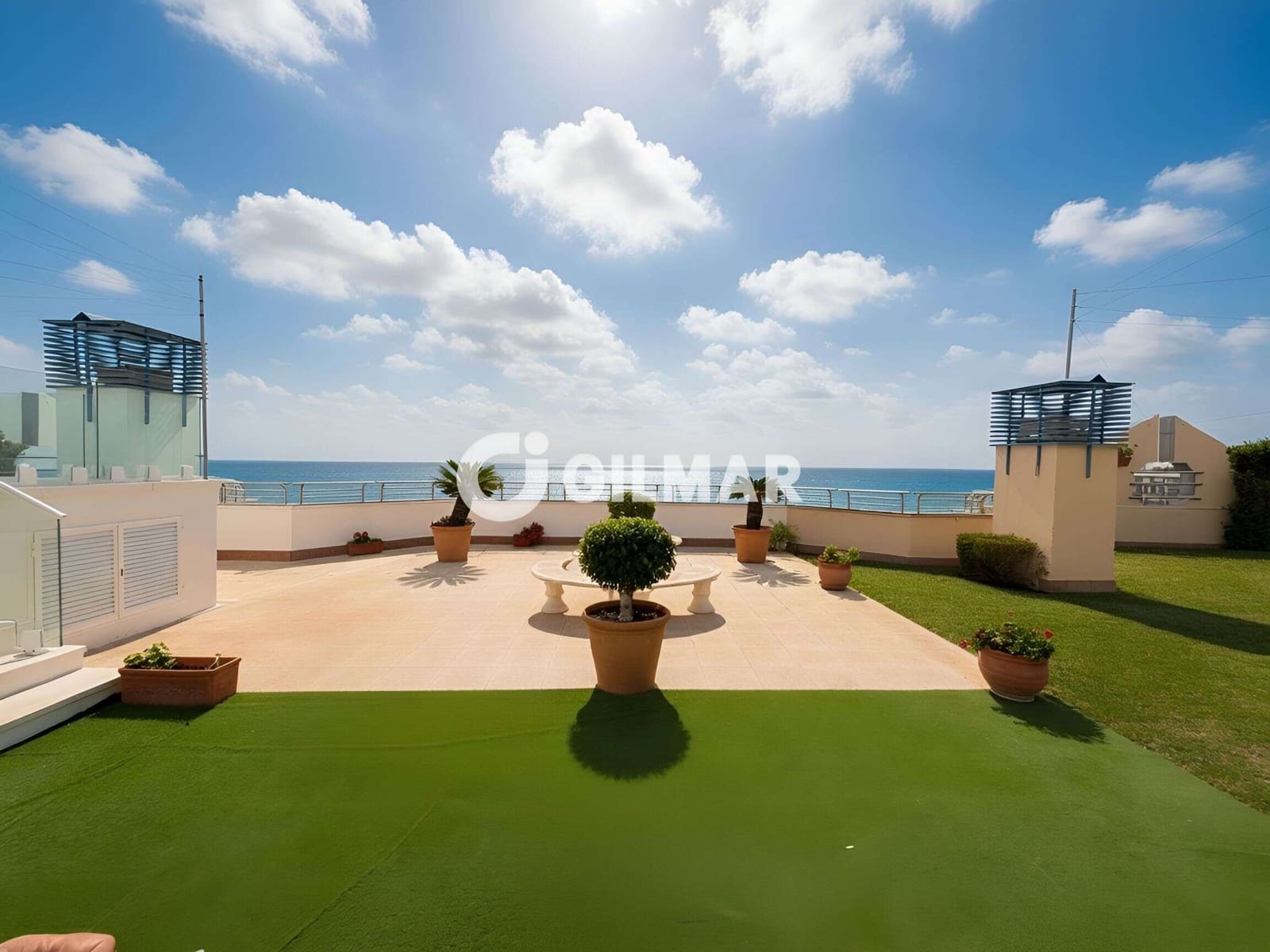 3 bedroom Flat for sale in Marbella with pool garage - € 750,000 (Ref: 10145084)