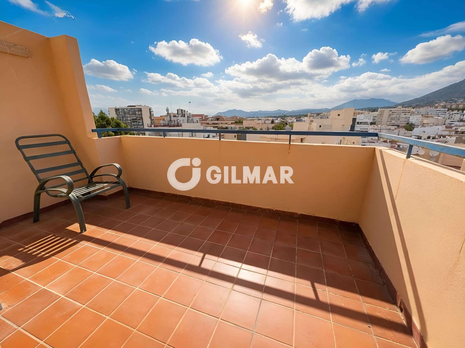 3 bedroom Flat for sale in Marbella with pool garage - € 750,000 (Ref: 10145084)