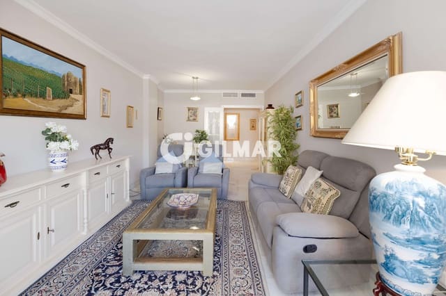 3 makuuhuone Asunto myytävänä paikassa Casco Antiguo, Marbella mukana uima-altaan 
autotalli - 750 000 € (Ref: 10145084)
