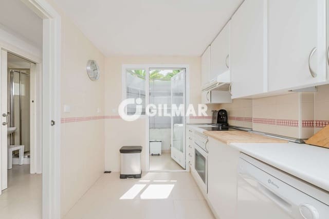 3 chambre Appartement à vendre à Chipiona avec piscine garage - 360 000 € (Ref: 10145356)