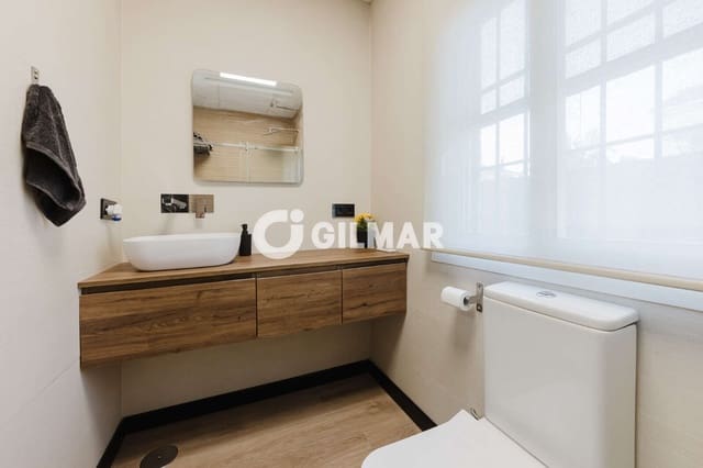 4 bedroom Semi-detached Villa for sale in Jerez de la Frontera with pool garage - € 569,000 (Ref: 10154351)