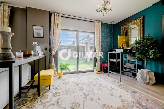 4 sypialnia Dom blizniak na sprzedaż w Jerez de la Frontera z basenem garażem - 569 000 € (Ref: 10154351)