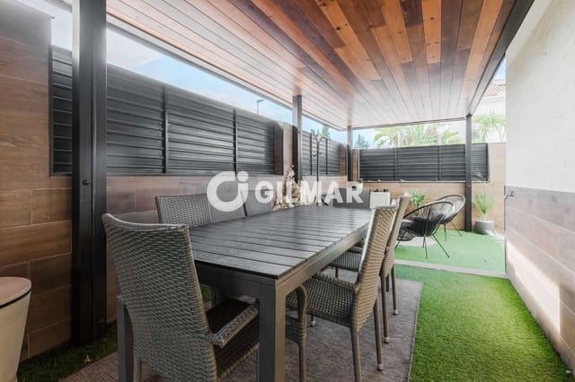 4 sypialnia Dom blizniak na sprzedaż w Jerez de la Frontera z basenem garażem - 569 000 € (Ref: 10154351)