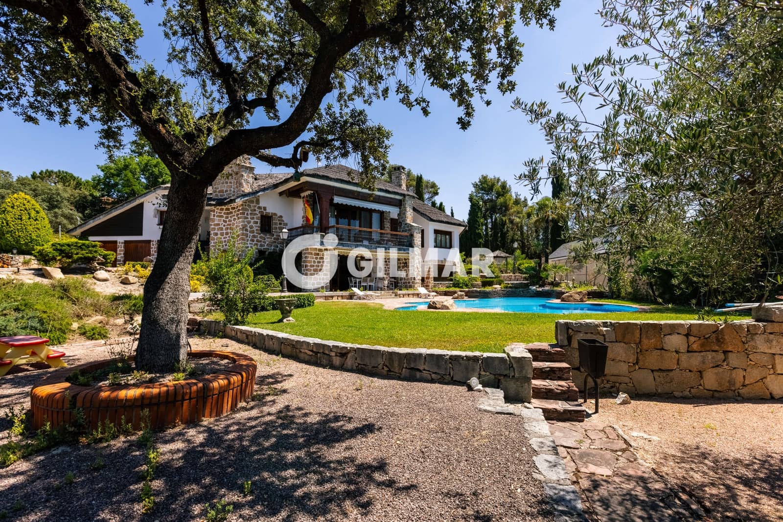 7 chambre Villa/Maison à vendre à Algete avec piscine garage - 1 585 000 € (Ref: 10154352)