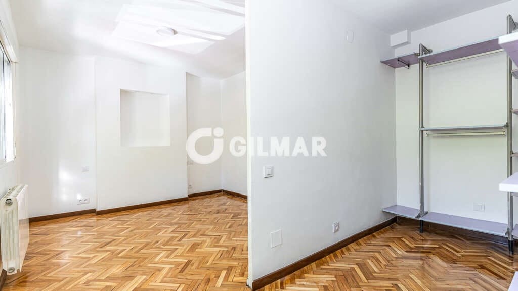 3 bedroom Terraced Villa for sale in Majadahonda with pool garage - € 680,000 (Ref: 10155911)