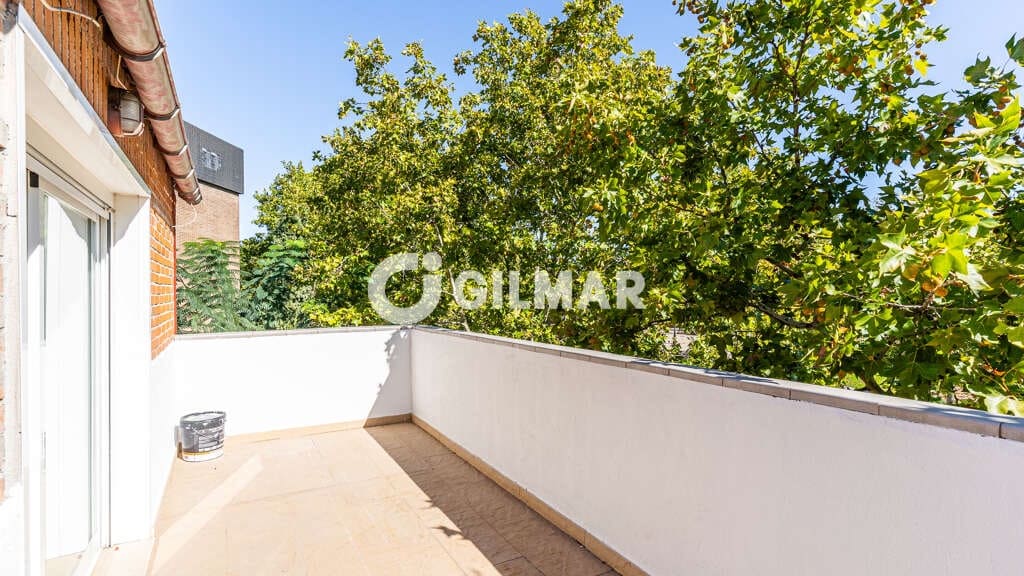 3 bedroom Terraced Villa for sale in Majadahonda with pool garage - € 680,000 (Ref: 10155911)