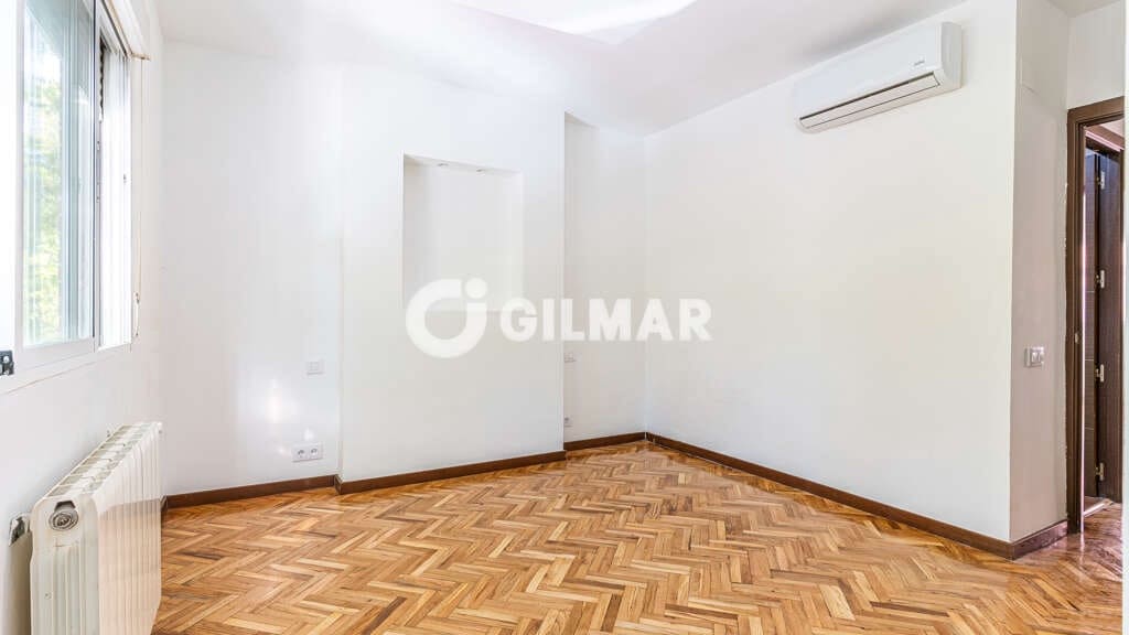 3 bedroom Terraced Villa for sale in Majadahonda with pool garage - € 680,000 (Ref: 10155911)