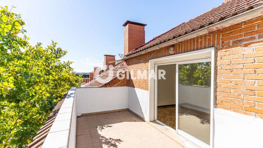 3 bedroom Terraced Villa for sale in Majadahonda with pool garage - € 680,000 (Ref: 10155911)