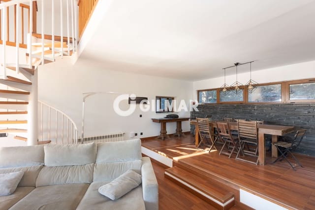 4 soverom Villa til salgs i Valdemorillo med svømmebasseng garasje - € 980 000 (Ref: 10156956)