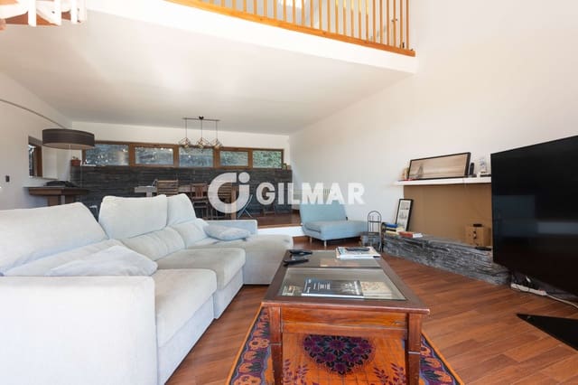 4 soverom Villa til salgs i Valdemorillo med svømmebasseng garasje - € 980 000 (Ref: 10156956)