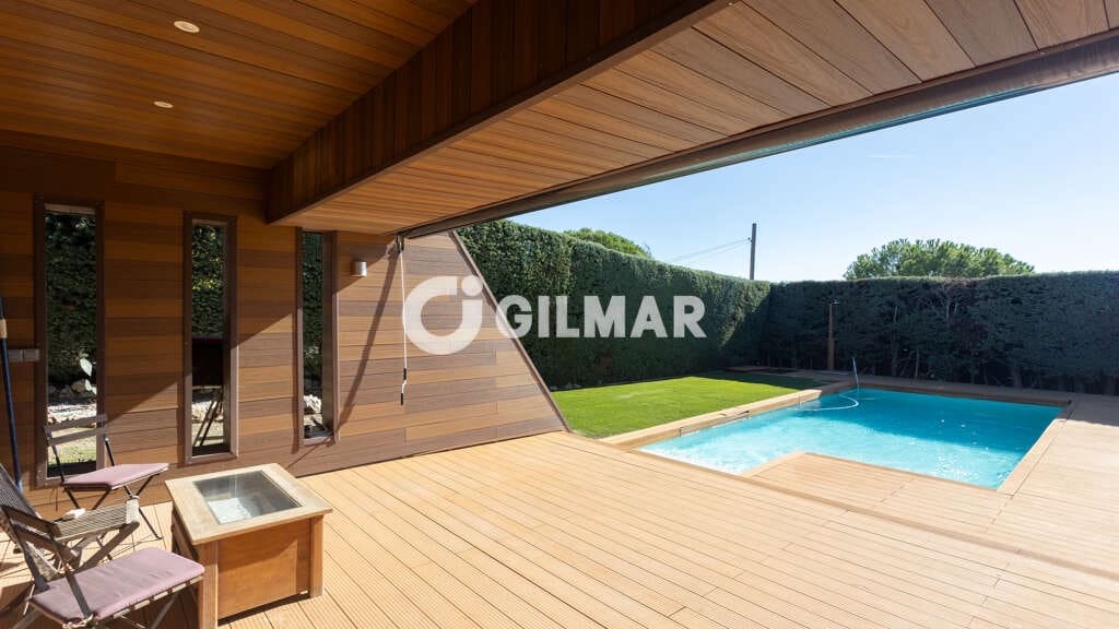 4 bedroom Villa for sale in Valdemorillo with pool garage - € 980,000 (Ref: 10156956)