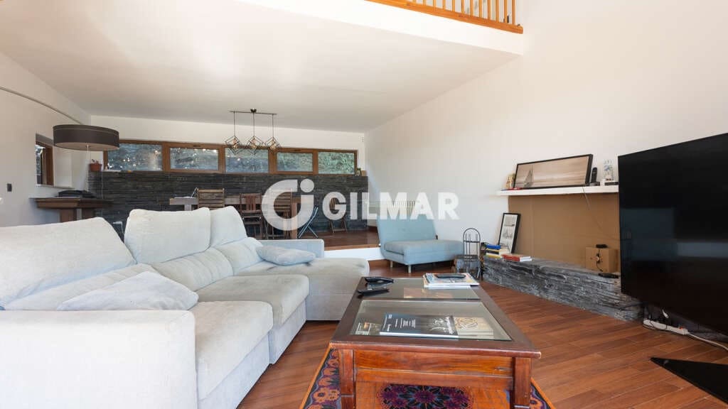 4 bedroom Villa for sale in Valdemorillo with pool garage - € 980,000 (Ref: 10156956)