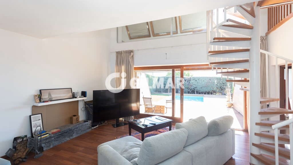 4 bedroom Villa for sale in Valdemorillo with pool garage - € 980,000 (Ref: 10156956)