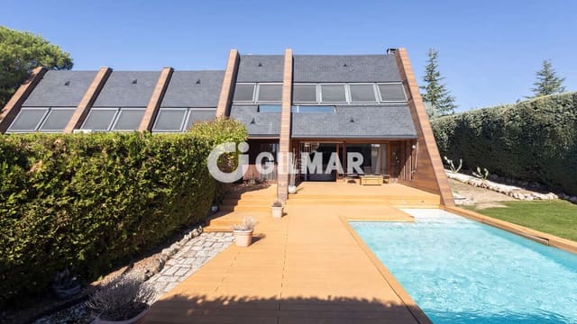 4 soverom Villa til salgs i Valdemorillo med svømmebasseng garasje - € 980 000 (Ref: 10156956)