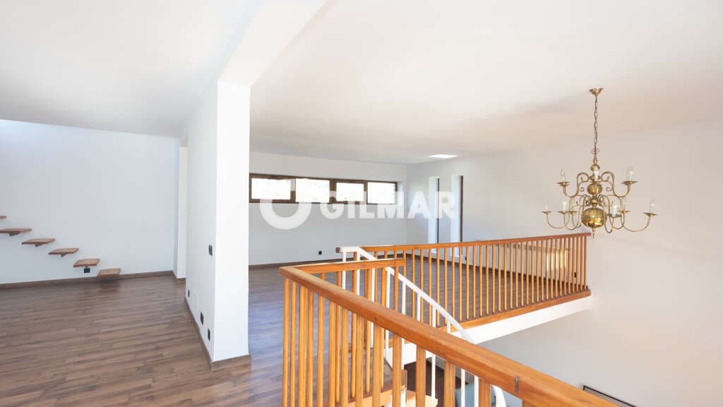 4 bedroom Villa for sale in Valdemorillo with pool garage - € 980,000 (Ref: 10156956)