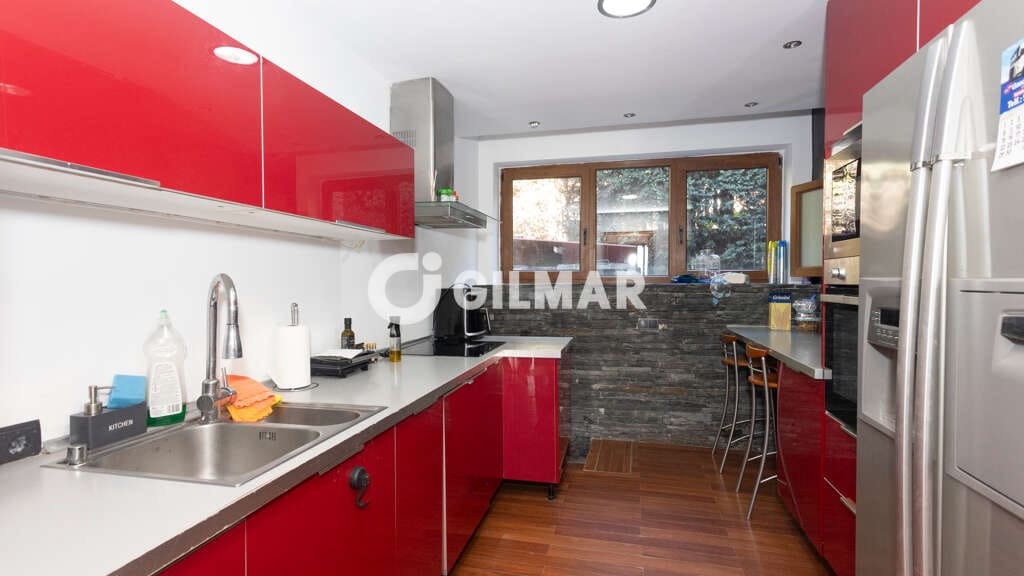 4 bedroom Villa for sale in Valdemorillo with pool garage - € 980,000 (Ref: 10156956)