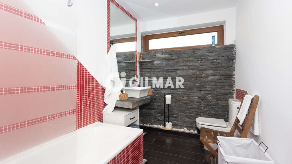 4 bedroom Villa for sale in Valdemorillo with pool garage - € 980,000 (Ref: 10156956)