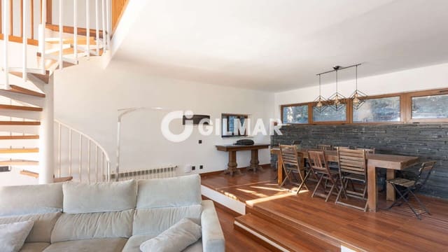 4 soverom Villa til salgs i Valdemorillo med svømmebasseng garasje - € 980 000 (Ref: 10156956)