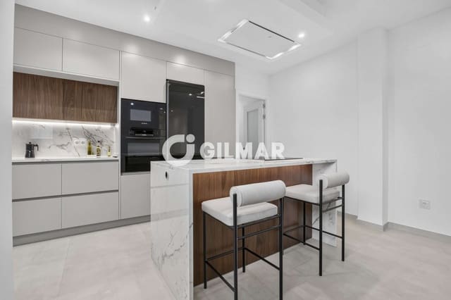 3 quarto Apartamento para venda em Feria, Sevilha cidade - 482 000 € (Ref: 10158137)