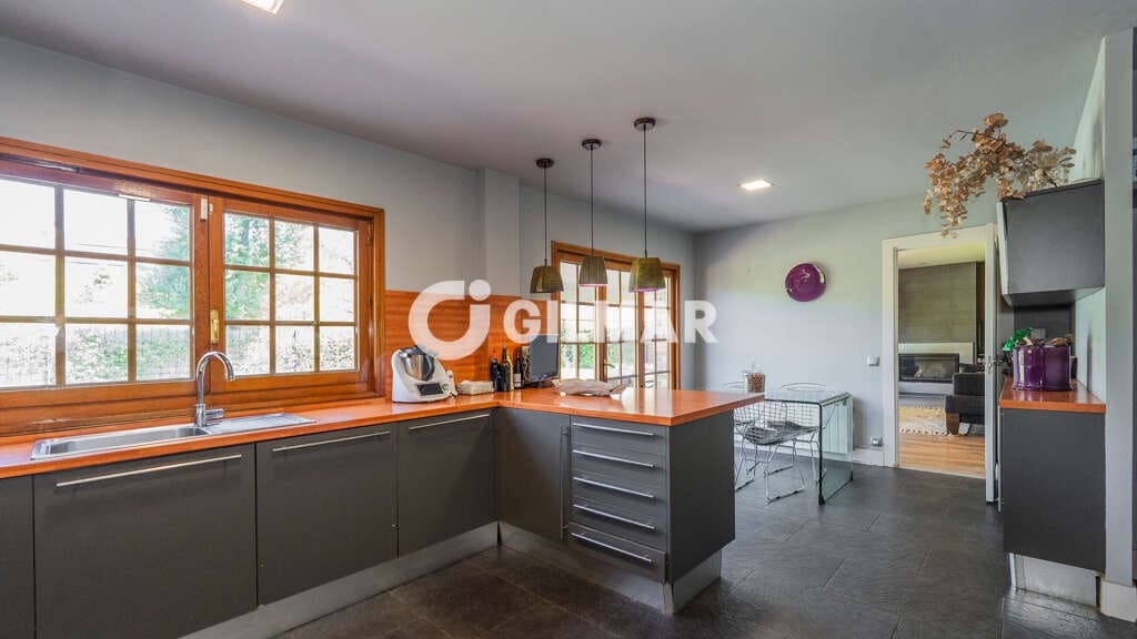 4 soverom Villa til salgs i La Moraleja med svømmebasseng garasje - € 4 250 000 (Ref: 10158733)