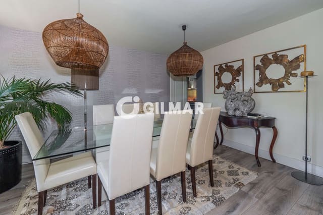 Chalet de 4 habitaciones en La Moraleja, Alcobendas en venta con piscina garaje - 4.250.000 € (Ref: 10158733)