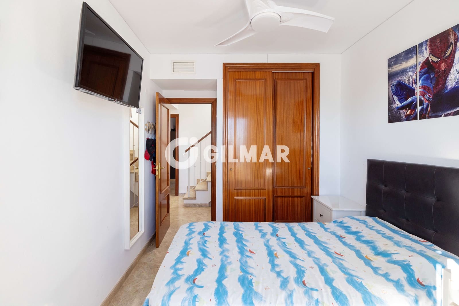 4 makuuhuone Rivitalo myytävänä paikassa Marbella mukana uima-altaan 
autotalli - 640 000 € (Ref: 10165774)