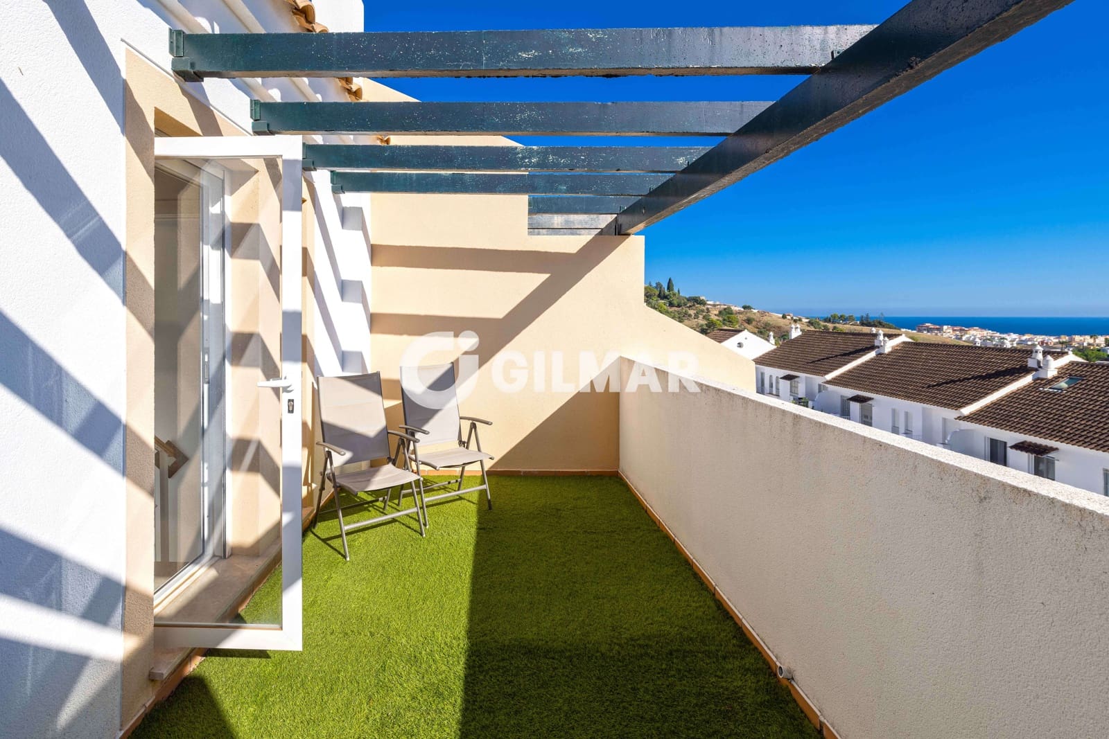 4 makuuhuone Rivitalo myytävänä paikassa Marbella mukana uima-altaan 
autotalli - 640 000 € (Ref: 10165774)