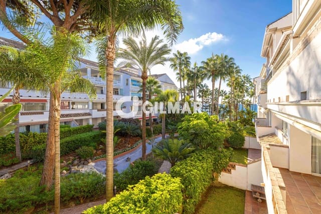 3 makuuhuone Asunto myytävänä paikassa La Carolina - Guadalpín, Marbella mukana uima-altaan 
autotalli - 1 500 000 € (Ref: 10165842)