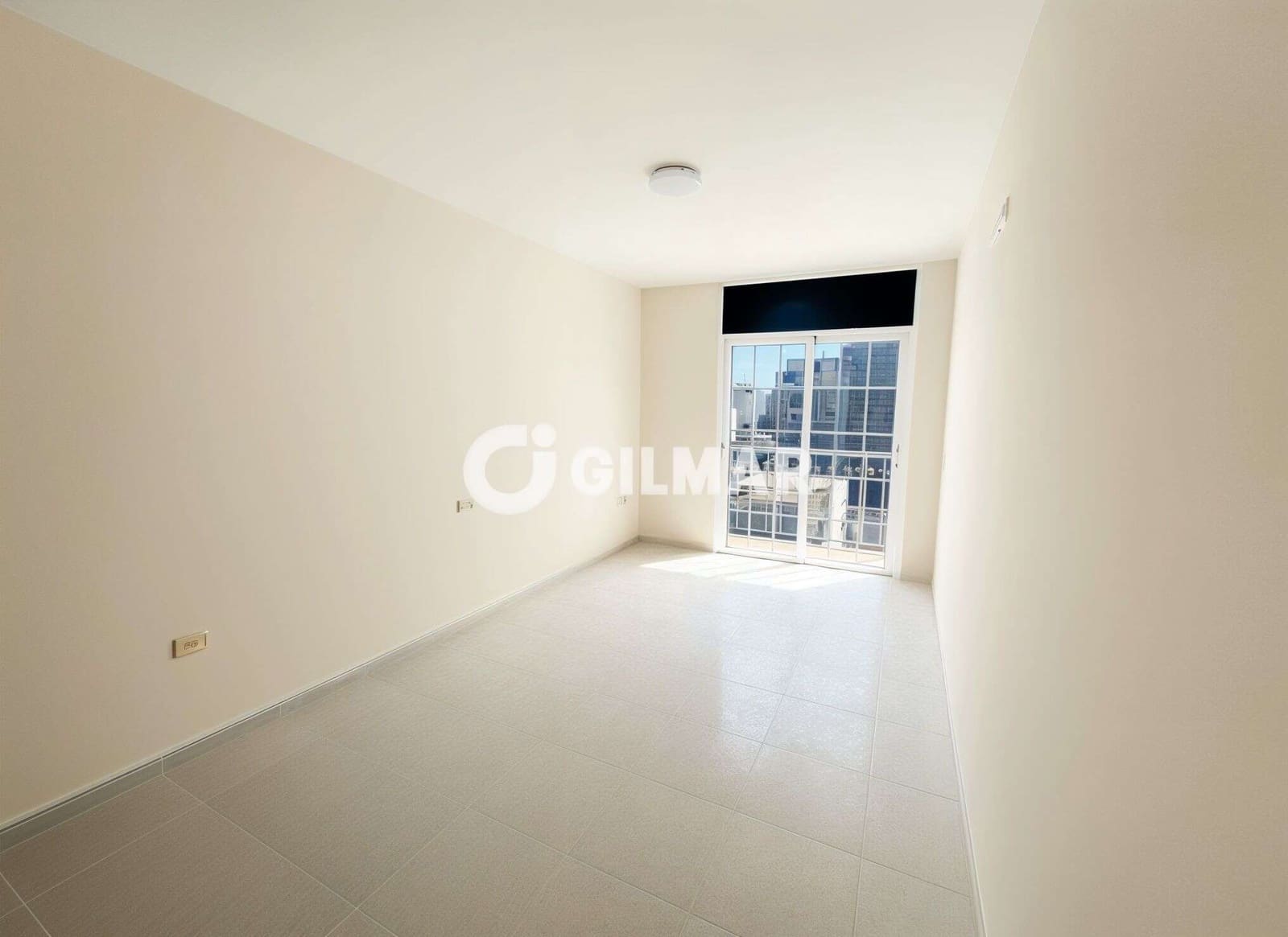 Piso de 3 habitaciones en Guargacho en venta con garaje - 280.000 € (Ref: 10165927)