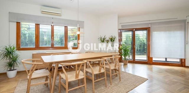 4 slaapkamer Villa te koop in Mirasierra, Madrid stad met zwembad garage - € 1.825.000 (Ref: 10166967)