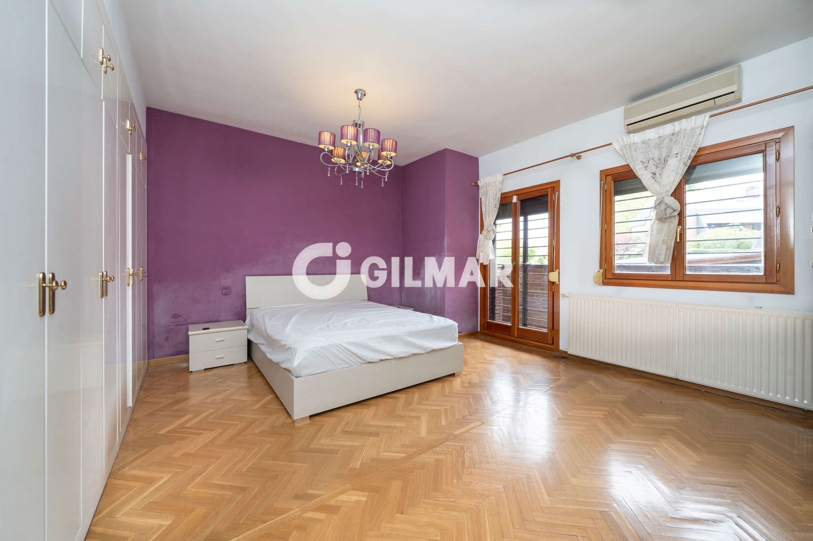 4 slaapkamer Villa te koop in Madrid stad met zwembad garage - € 1.825.000 (Ref: 10166967)