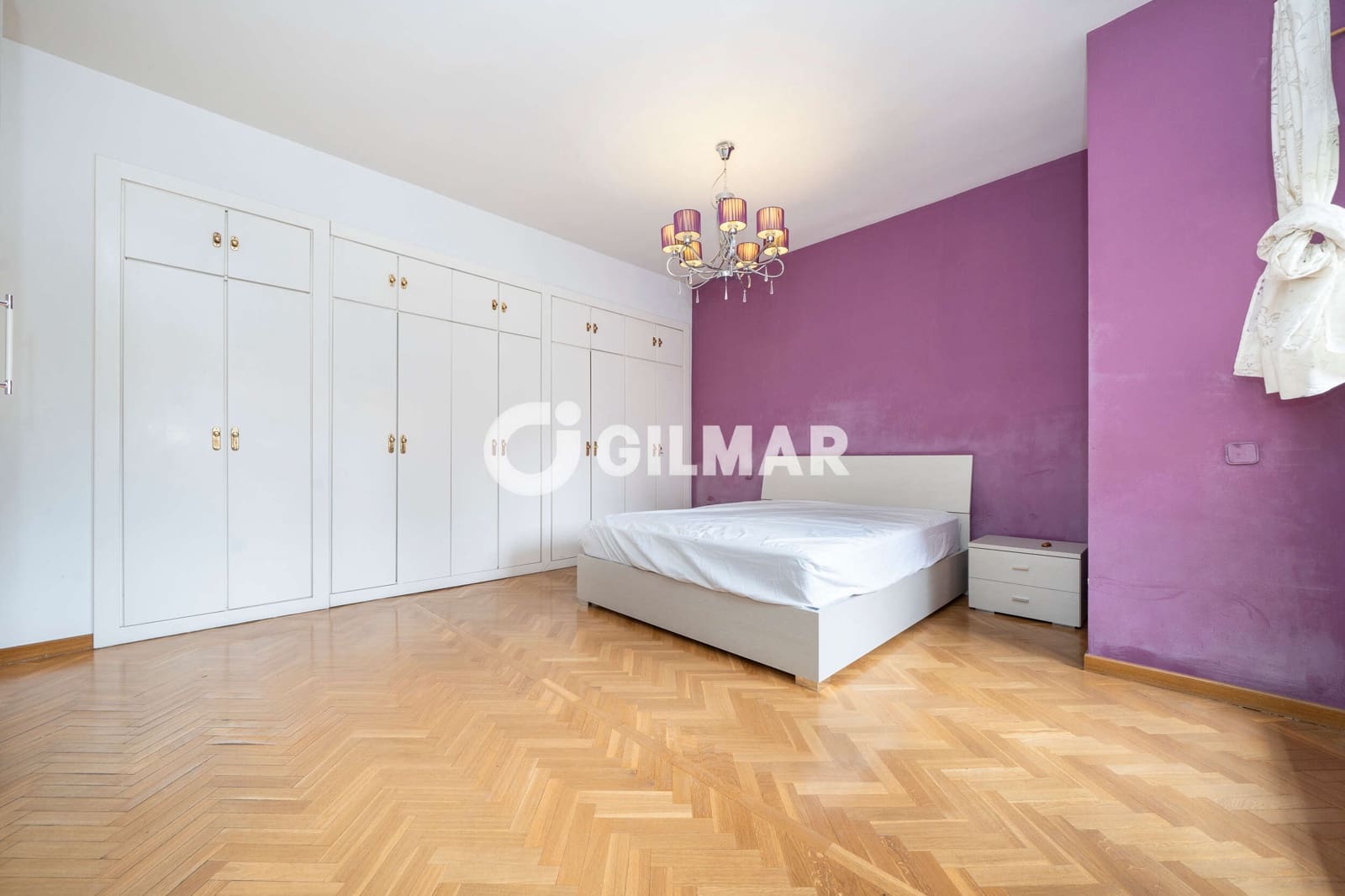 4 slaapkamer Villa te koop in Madrid stad met zwembad garage - € 1.825.000 (Ref: 10166967)