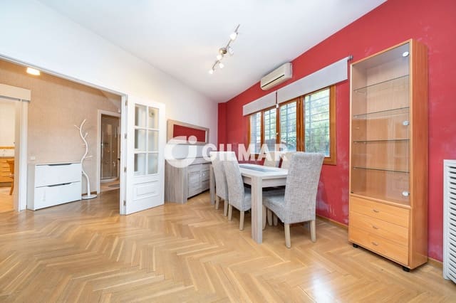 4 slaapkamer Villa te koop in Mirasierra, Madrid stad met zwembad garage - € 1.825.000 (Ref: 10166967)