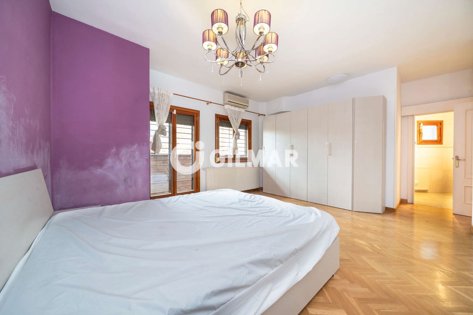 4 slaapkamer Villa te koop in Madrid stad met zwembad garage - € 1.825.000 (Ref: 10166967)