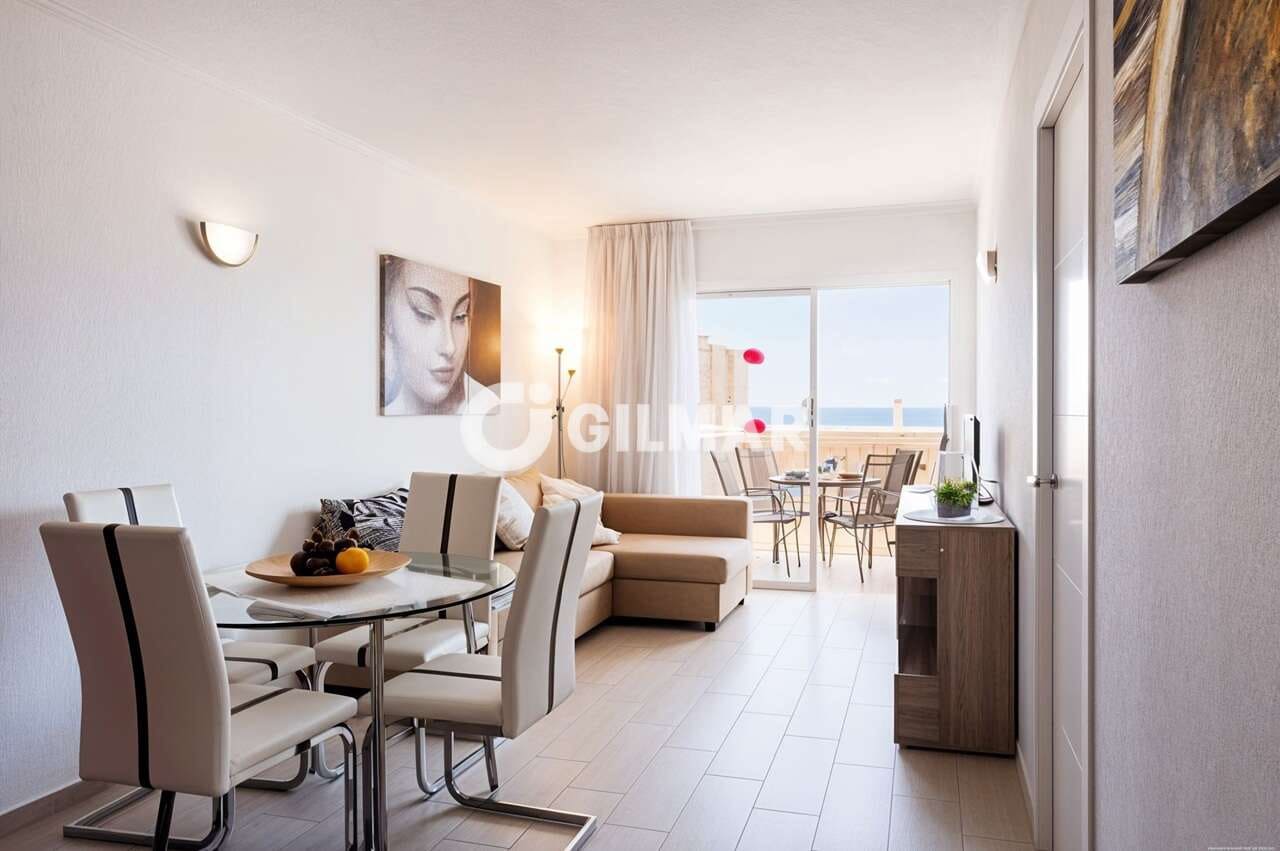 Piso de 1 habitación en Playa de las Americas en venta con piscina - 315.000 € (Ref: 10169058)