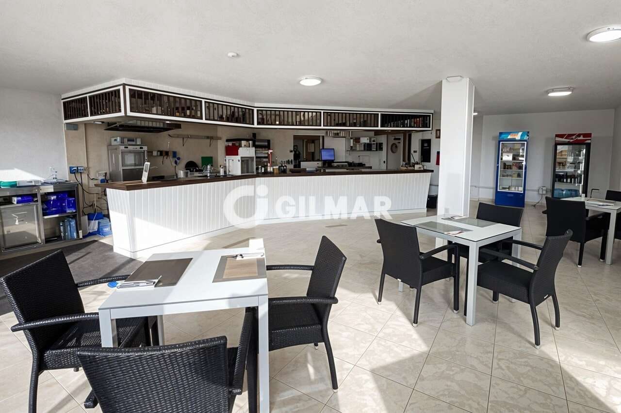 Piso de 1 habitación en Playa de las Americas en venta con piscina - 315.000 € (Ref: 10169058)