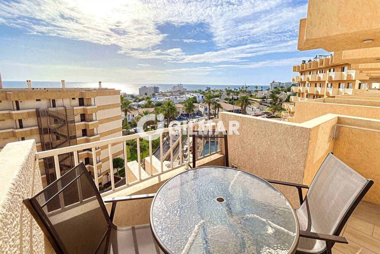 Piso de 1 habitación en Playa de las Americas en venta con piscina - 315.000 € (Ref: 10169058)