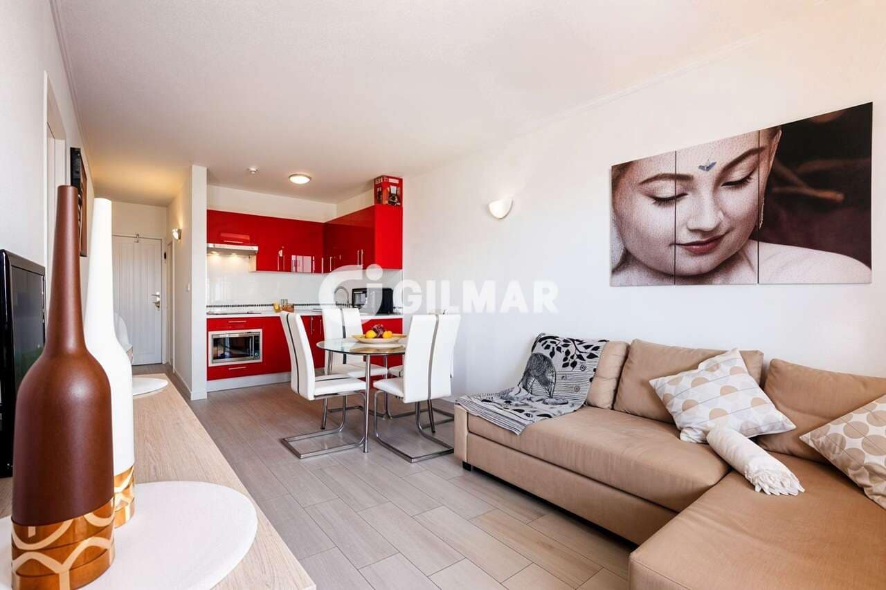 Piso de 1 habitación en Playa de las Americas en venta con piscina - 315.000 € (Ref: 10169058)
