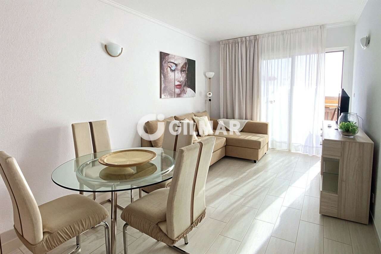 Piso de 1 habitación en Playa de las Americas en venta con piscina - 315.000 € (Ref: 10169058)