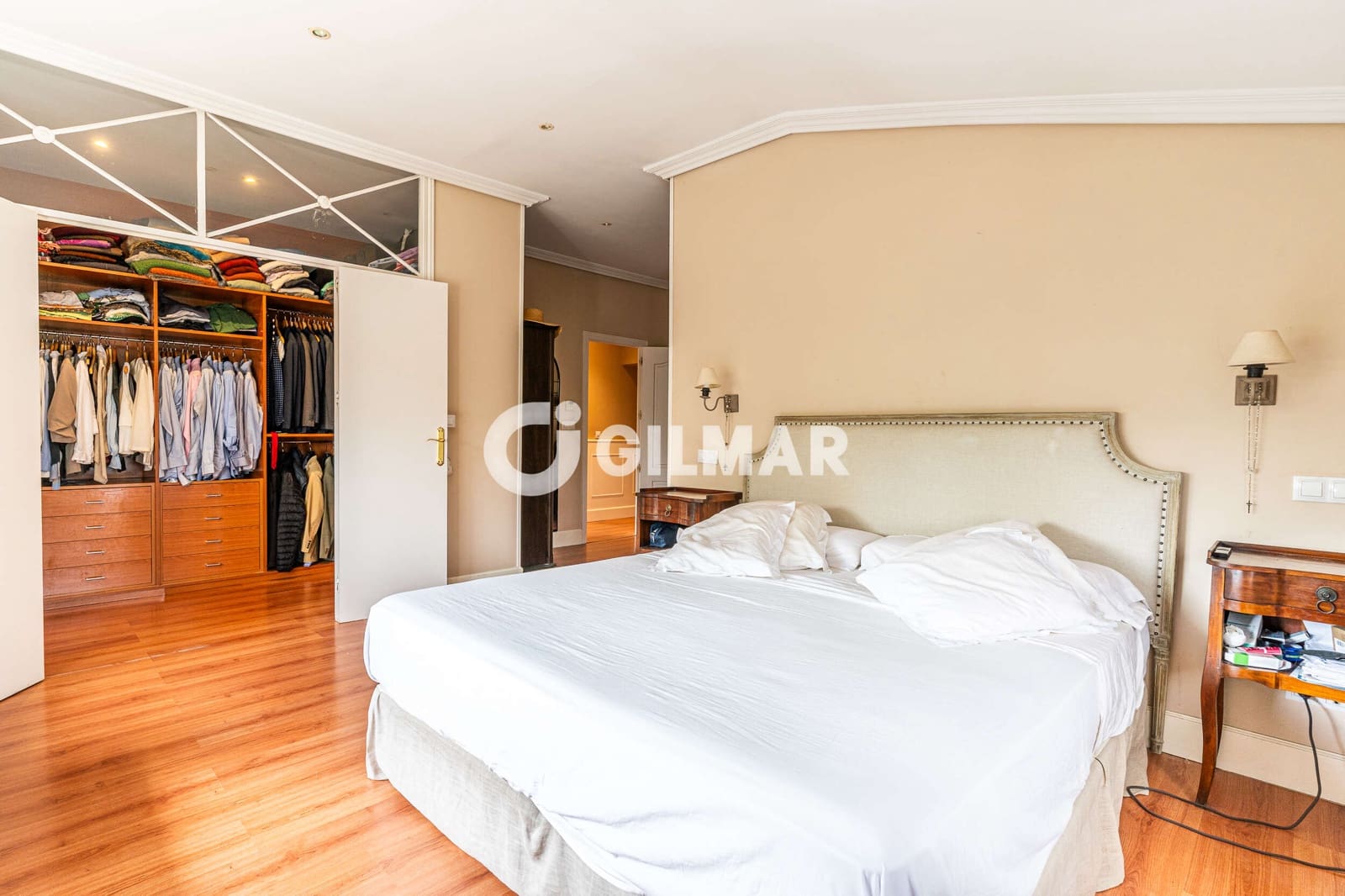 Chalet de 6 habitaciones en San Sebastián de los Reyes en venta con piscina garaje - 1.900.000 € (Ref: 10172977)